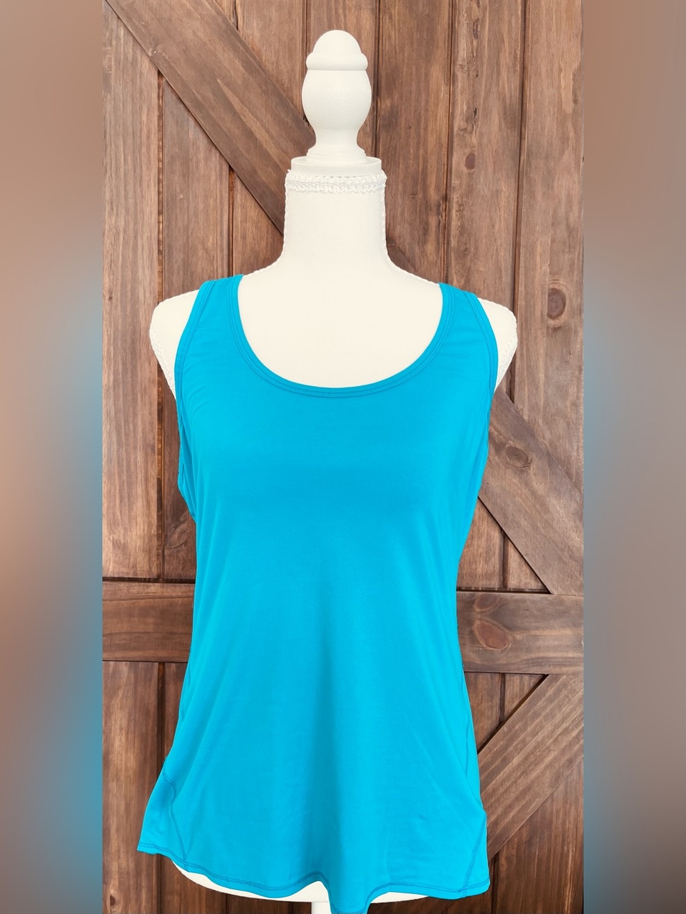 Athleta Fastest Track Tank Medium Aqua Blue Racerback Running Workout Top